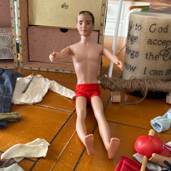 Ken doll from the 60’s outfits see pictures look who I found Barbie and Midge - Picture 2 of 15